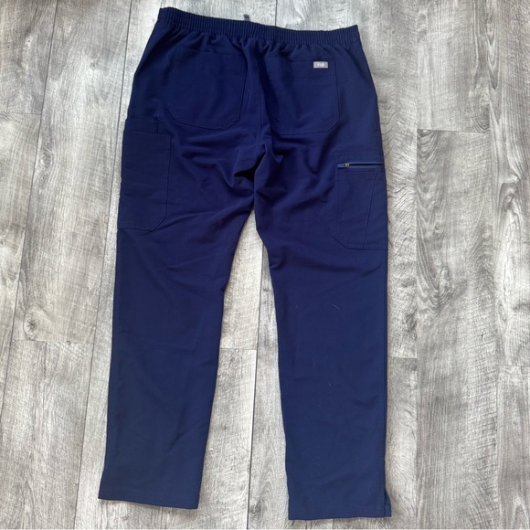 Figs Yola Skinny Scrub Pants Medium Petite Navy - Picture 2 of 3
